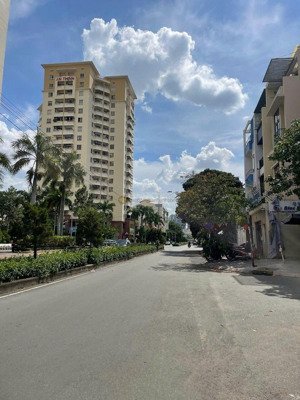 bán gấp nhà riêng tại đường thái thuận, an phú, quận 2, tp.hcm giá cực chất 28,5 tỷ, 100m2