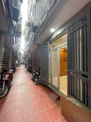 seri 2 căn siêu phẩm nhà mới đón tết, 5 tầng thang máy, lô góc, mặt tiền rộng, full nội thất khách