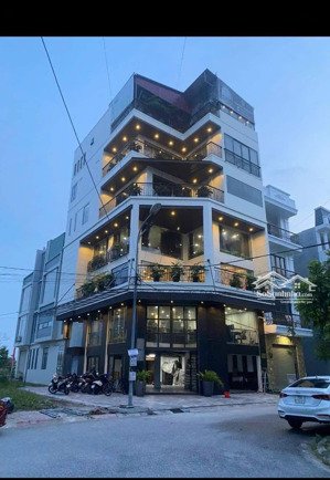 bán nhanh căn nhà lô góc tuyến 2 đường bùi viện gần chi cục thuế tp hải phòng, bến xe vĩnh niệm