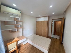 cho thuê căn hộ 89m2 scenic valley 1 phú mỹ hưng ,đ.tôn dật tiên q7