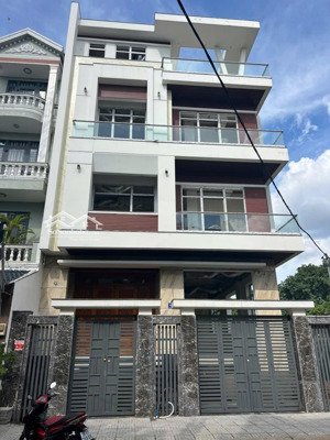 bán cc tại lê đức thọ, 17,9 tỷ, 151m2, 30pn, 30wc, chính chủ, giá ưu đãi