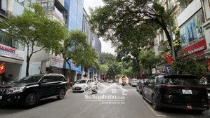 chính chủ bán nhà mặt phố lê văn hưu, thi sách. dt 80m2 - 4 tầng - vỉa hè 5m. giá bán: 71 tỷ