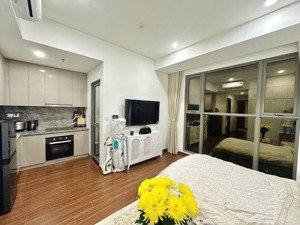 chính chủ bán căn studio h2 masteri, nhà full nội thất đẹp