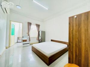 Phòng Trọ Tách Bếp Giá Rẻ Quận 1 Gần ĐH Văn Lang, ĐH Kinh Tế UEH, Bùi Viện