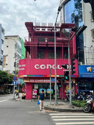 cho thuê nhà góc 2 mặt tiền 94 châu văn liêm, q5. dt: 7x10m. 2 lầu. giá: 100 triệu. lh; 