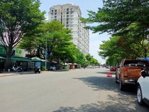 bán nhà mặt tiền đường huy cận phước long b, tp. thủ đức 1 trệt 1 lửng 2 lầu 1 sân thượng, 100m²