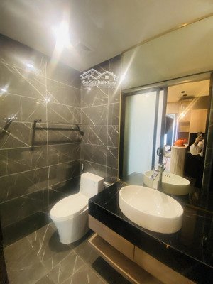 chính chủ cho thuê gấp căn 3pn full đồ nội thất cao cấp lh 