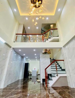 siêu phẩm nhà đẹp giá rẻ 1tỷ690tr ở nguyễn thị minh khai,tân đông hiệp ngay chợ đông thành,sổ riêng