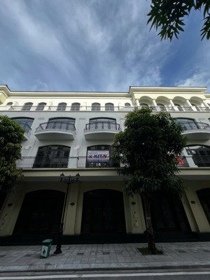 bán gấp lk ô tô đỗ cửa 63m2 xây 5 tầng 6pn 5wc gần công viên vh ocean park 2 sẵn sổ giá 8 tỷ 4