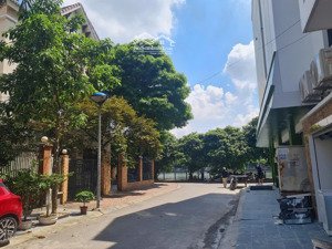 bán liền kề làng việt kiều châu âu 88m2 - 21.5 tỷ kinh doanh đỉnh - ô tô tải vào trong nhà