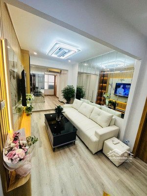 [ nhà mình bán tập thể tầng 3] 120m2 - 3,98 tỷ - phường nghĩa tân - sát phố - tiện ích bạt ngàn