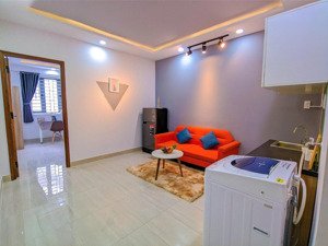 căn hộ 1pn-pk full nt 40m2 ngay sát đh ueh- bách khoa- hoa sen- bảo vệ- thang máy an ninh tuyệt đối