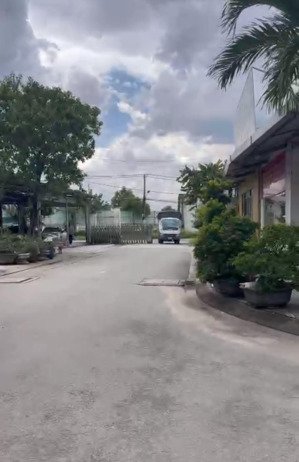 bán nhanh 82m ngang 5,5m trục chính cách bưng ông thoàn tầm 50m giá tốt