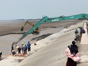 đất biển quất lâm giáp bãi tắm và các khu nghỉ dưỡng