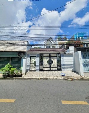 bán nhà biệt thự 1 trệt 1 lầu mt đường nguyễn đức thiệu p.dĩ an tp.dĩ an