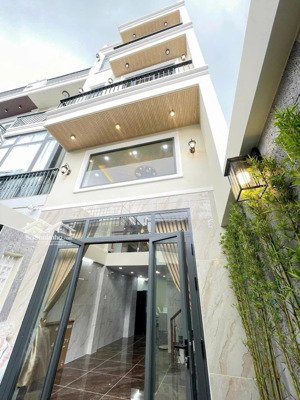 siêu phẩm tặng toàn bộ nội thất nhờ các ace nhée( hh 1% về tay ngay)