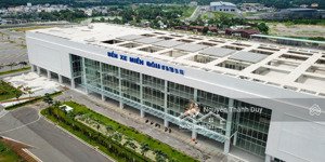 hiếm! mặt tiền đường d400 ngay cổng bệnh biện ung bướu, bến xe miền đông mới - kinh doanh sầm uất