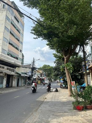 bán nhanh nhà 5tầng, mặt tiền đường khuông việt rộng 24m, phường phú trung, quận tân phú. 11,95tỷ