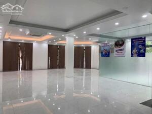 CHO THUÊ MẶT BẰNG 180M2 CĂN GÓC 2 MẶT TIỀN TẠI KĐT HƯNG PHÚ