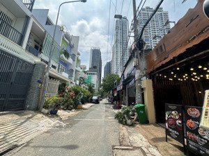 mặt bằng thảo điền, cho thuê nhà cấp 4 thông suốt. mặt tiền đường oto khu võ trường toản, masteri.