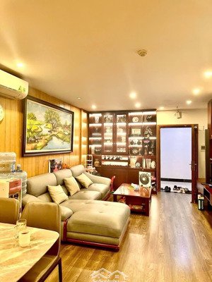 bán gấp căn cc ct2 văn khê diện tích 100m 3 ngủ 2vs ban công đb chỉ với 5.7 tỷ 