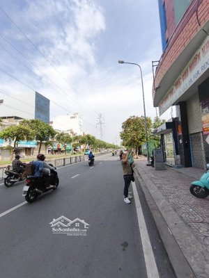 mặt tiền kinh doanh đỉnh-kinh dương vương-nhà 5 tầng 305m2-giá 36 tỷ