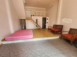 bán nhà số làng báo chí đẹp gần sông thoáng mát dt 51 m2 2 lầu chỉ 12,5 tỷ