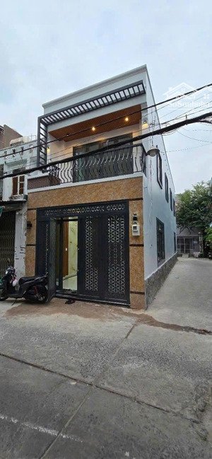 anh hà cần bán gấp nhà út tịch giá siêu ngộp, s=42,8m2 có shr