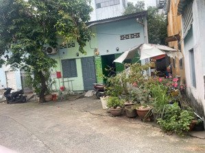 bán nhà c4 sát mt tây hoà 8.4*16m sổ nở hậu tài lộc nhỉnh 7 tỷ