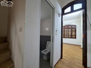 Cho thuê nhà 4 tầng,5 ngủ,4 wc ngõ 120 Trần Cung gần Bệnh viện E,Đh Điện lực