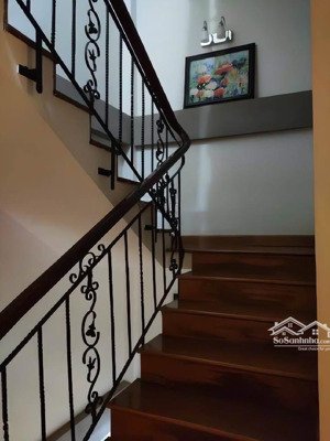 nhà vuông vức đường ôtô 6m gò công - p13 - quận 5. giá 4tỷ560. cho thuê 18.5tr. gần chợ kim biên