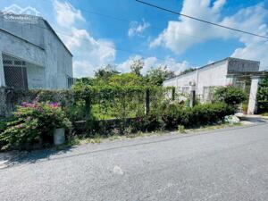 BÁN 2 CÔNG ĐẤT LỘ NHỰA Ô TÔ GẦN TRƯỜNG THCS - THPT PHÚ QUỚI, CHỢ PHÚ QUỚI VĨNH LONG