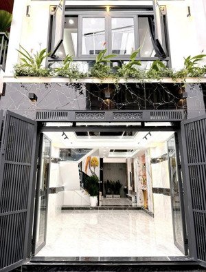 siêu phẩm hiếm - nhà vị trí đẹp trung tâm q3, dt: 110m2 - sổ hồng riêng, pháp lý chuẩn