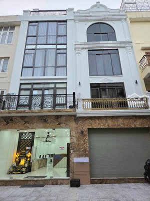 bán nhà 5 tầng thang máy văn khê, hà đông - giá chỉ ngang căn chung cư the matrix one