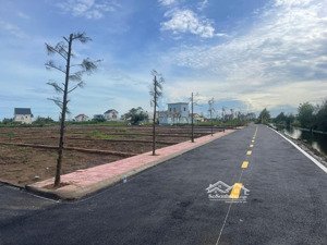 cần bán cắt lỗ gấp lô đất tại giao phong vị trí gần biển.với diện tích 88,9m,đường 2oto,full thổ cư