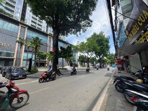 bán nhà mặt phố văn cao 9 tầng mặt tiền siêu rộng sổ vuông vị trí đẹp giá chỉ nhỉnh 53 tỷ