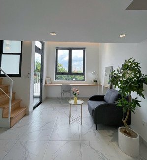 căn hộ có gác ban công ngay vạn hạnh mall - đại học huflit, hoa sen quận 10