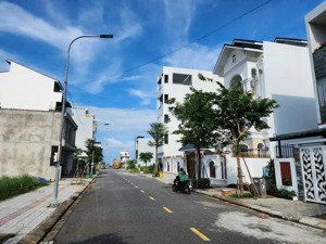 góc 2mt đường 7.5m rẻ nhất hoà minh hiện tại