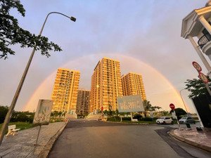 bán ch mt eastmark hoàn thiện cao cấp 1pn +(2tỷ6) 2pn(3tỷ050) 3pn(4 tỷ). có sổ hồng. lv chính chủ