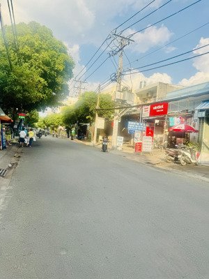chính chủ bán gấp, mặt tiền đường nhựa 15m, gần sân bay, cống lỡ, p.15, tân bình