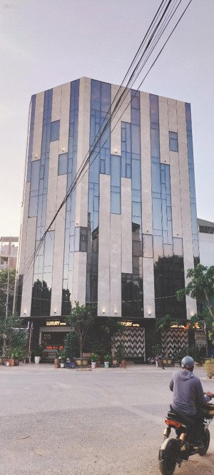 siêu phẩm khương đình thanh xuân, 54m², 6 tầng, trên 13tỷ, lô góc, thang máy, ô tô, kinh doanh.