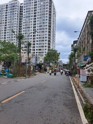 bán nhà trường chinh nhà mới 50m2x7 tầng - thang máy - ô tô kinh doanh - sát phố 20,5 tỷ