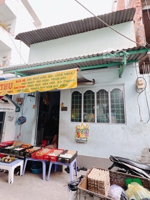 nhà đẹp q4 tphcm cấp 4 hẻm xe hơi