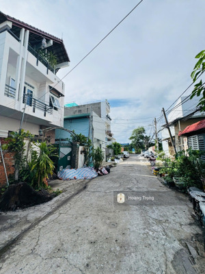 dãy trọ cấp 4 + gác lửng ( 6phòng, wc riêng ) - dt: 125m2 công nhận đủ - giá: 12,5 tỷ