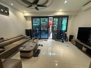 mặt ngõ oto tránh-lô góc thang máy-kinh doanh có vỉa hè phố giảng võ.dt 45m-6tầng-mt 5.4m-15.5tỷ