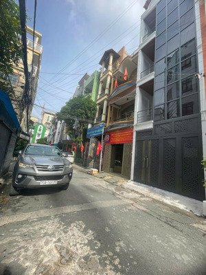 nhà hẻm 8m lê văn sỹ, q3. dt 9x12m, 4 tầng giá 22.8 tỷ