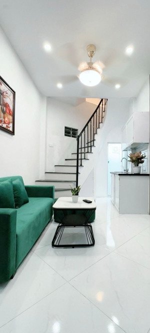 bán nhà phố minh khai - 16m2 x 4 tầng, 1.98 tỷ