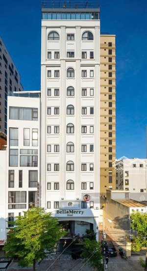 khách sạn 14 tầng đường hà bổng_doanh thu 12tỷ/năm_sát biển mỹ khê_dt 217m2_trung tâm phố hàn