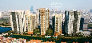 cần bán căn hộ tòa 3pn 2vs full đồ thiết kế hiện đại nhà mới tinh . xem nhà 24/7