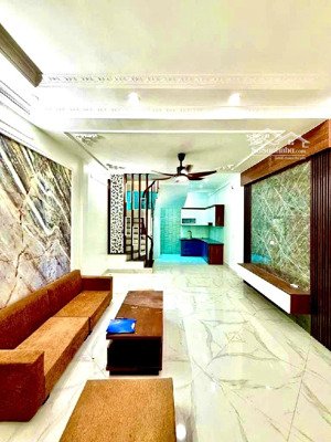 bán nhà riêng 5pn, 5wc tại trương định, thịnh liệt, hoàng mai, hà nội, 11,5 tỷ, 45m2